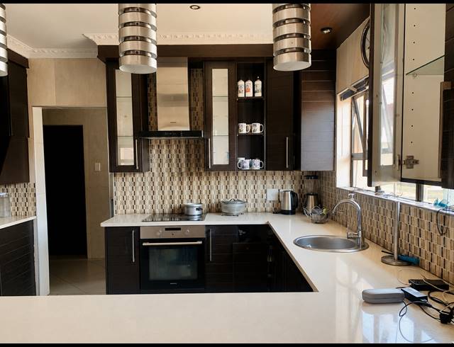 3 BEDROOM HOUSE FOR SALE IN VANDERBIJLPARK SE 6